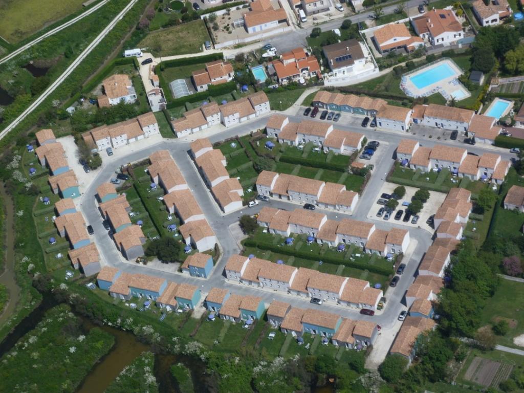 Residence Odalys Le Village Des Amareyeurs Le Château-dʼOléron Exteriér fotografie