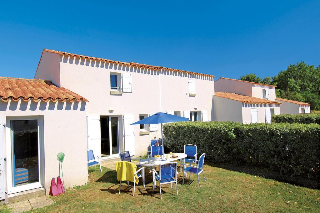 Residence Odalys Le Village Des Amareyeurs Le Château-dʼOléron Exteriér fotografie
