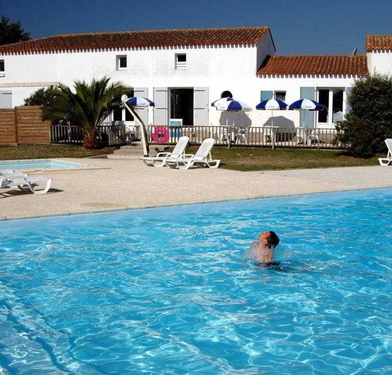Residence Odalys Le Village Des Amareyeurs Le Château-dʼOléron Exteriér fotografie